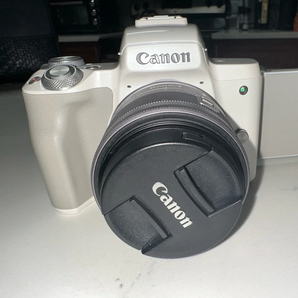 White Canon EOS M50